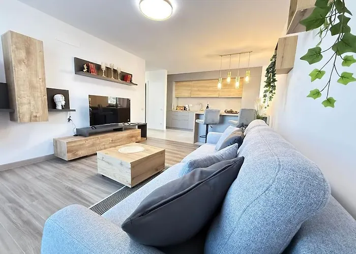 June'S Urban Residence